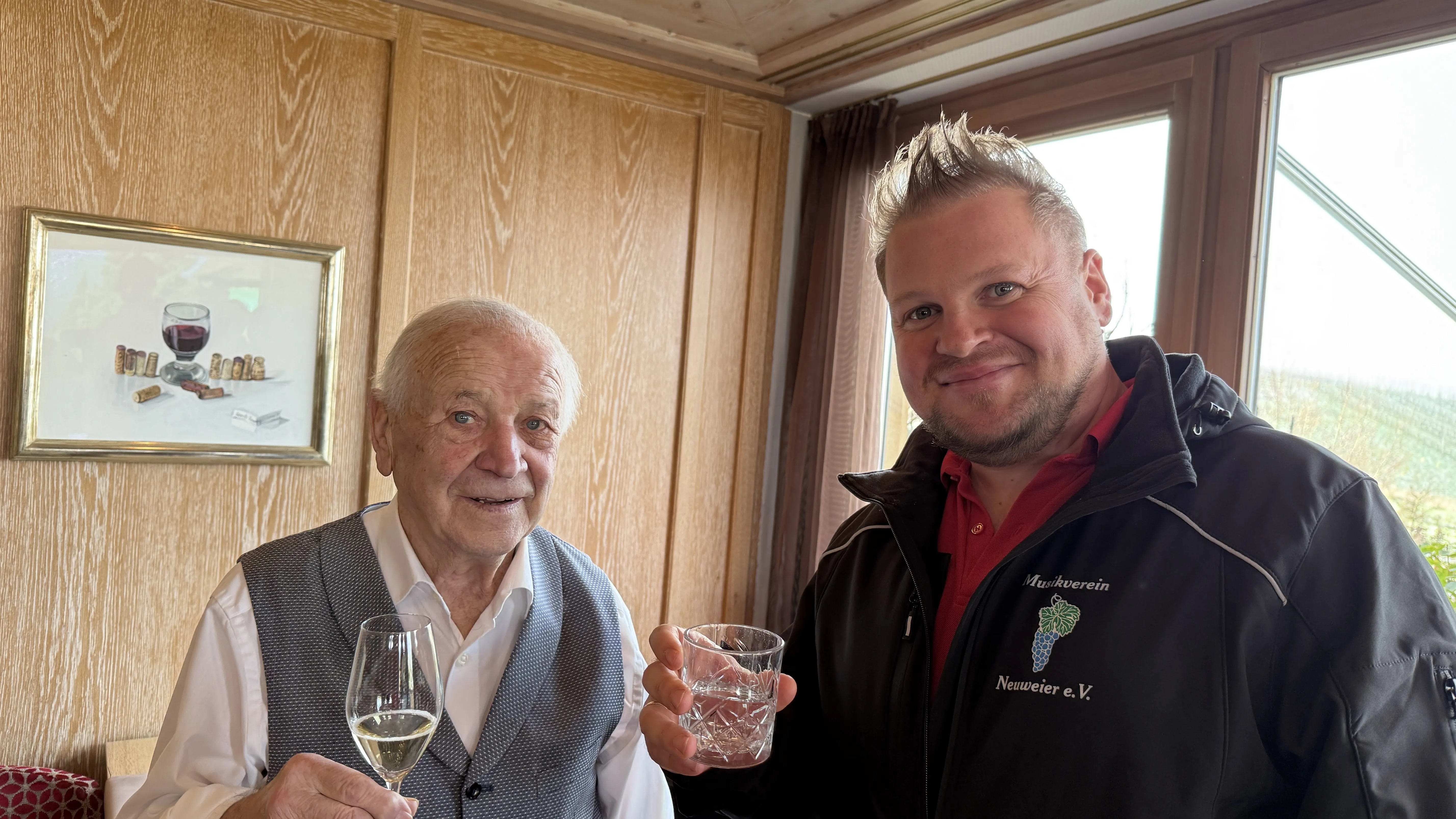 Stefan wird 90 mit Altdirigent Alex